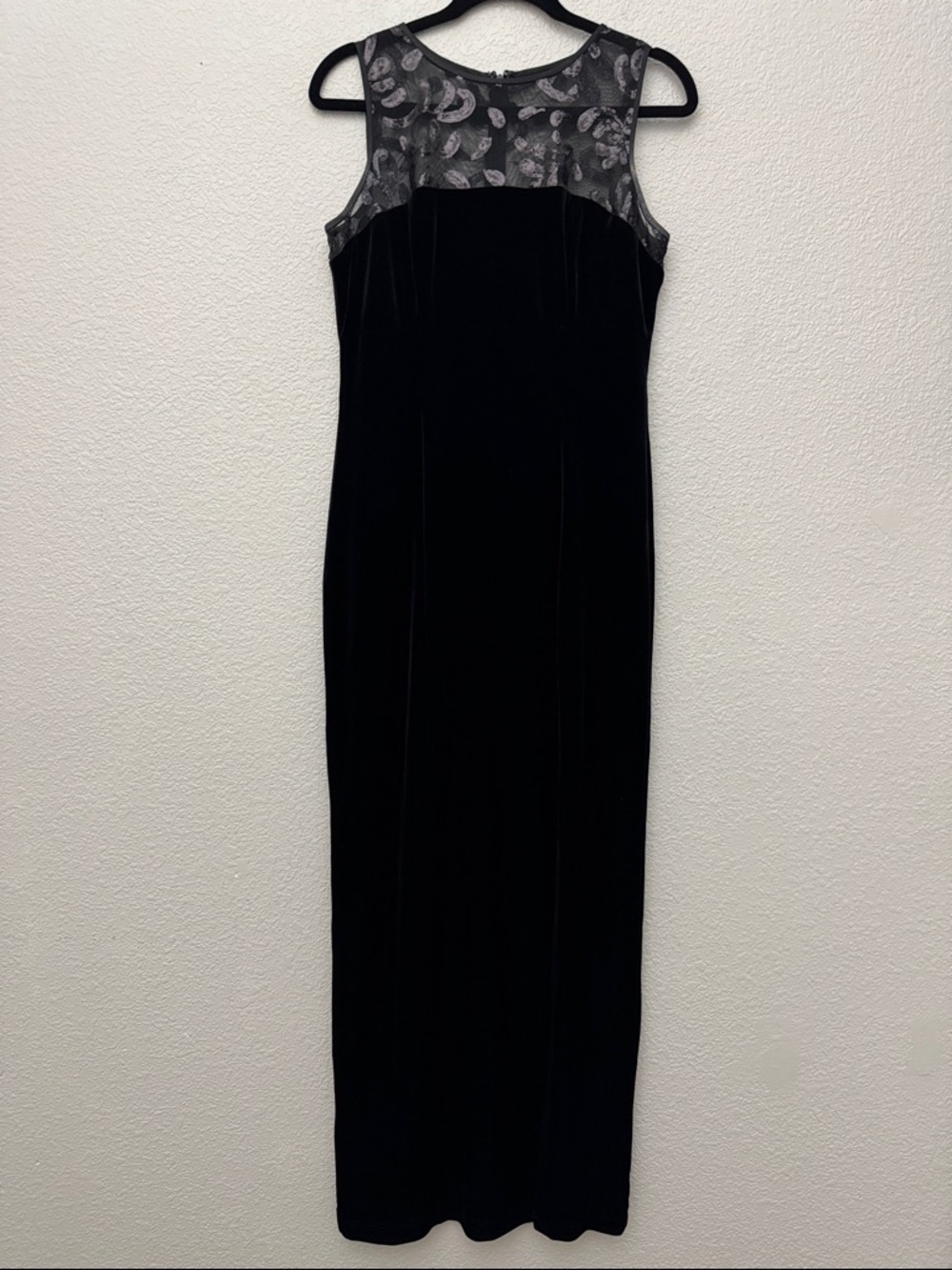 Chaps Black Velvet Maxi Dress Sheer Sequin Mesh Neckline‎ Y2K Whimsigoth Size 10